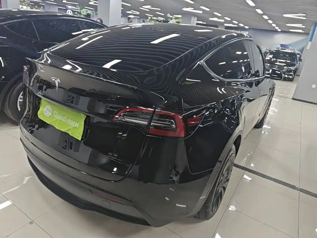 Фото 7 - Tesla Model Y