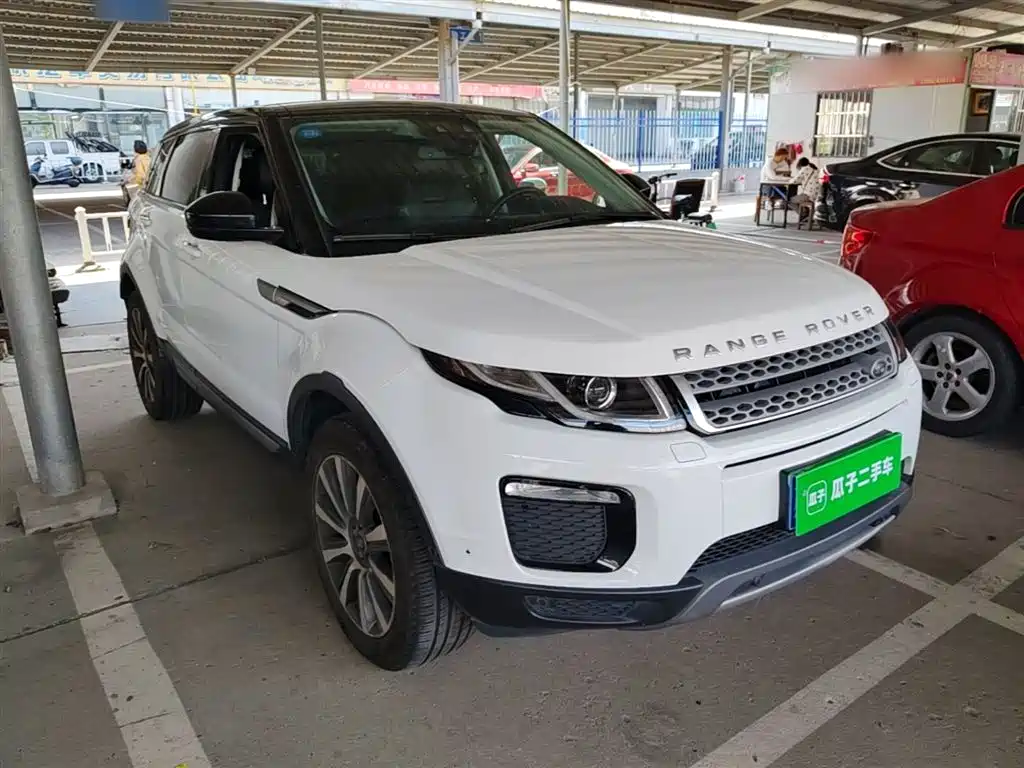 Land Rover Range Rover Evoque 2018 240PS SE Smart Edition фото 4