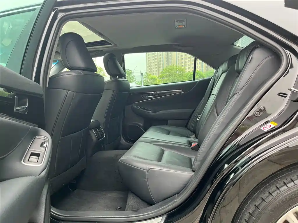 Toyota Crown 2015 2.5L Smart Edition фото 11