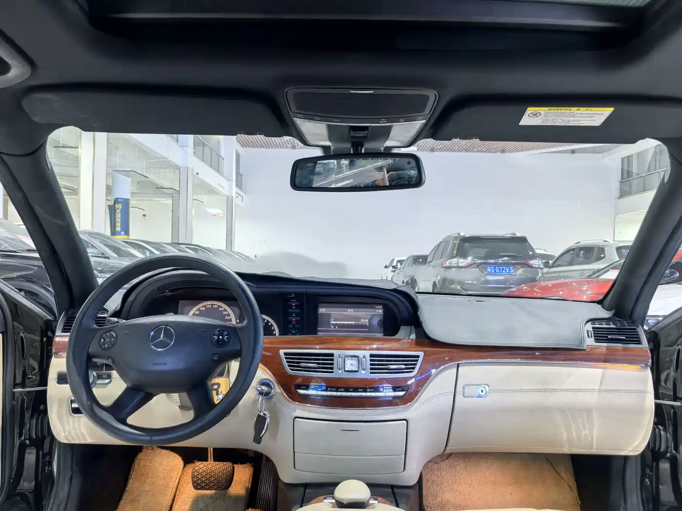 Mercedes-Benz S-Class фото 13