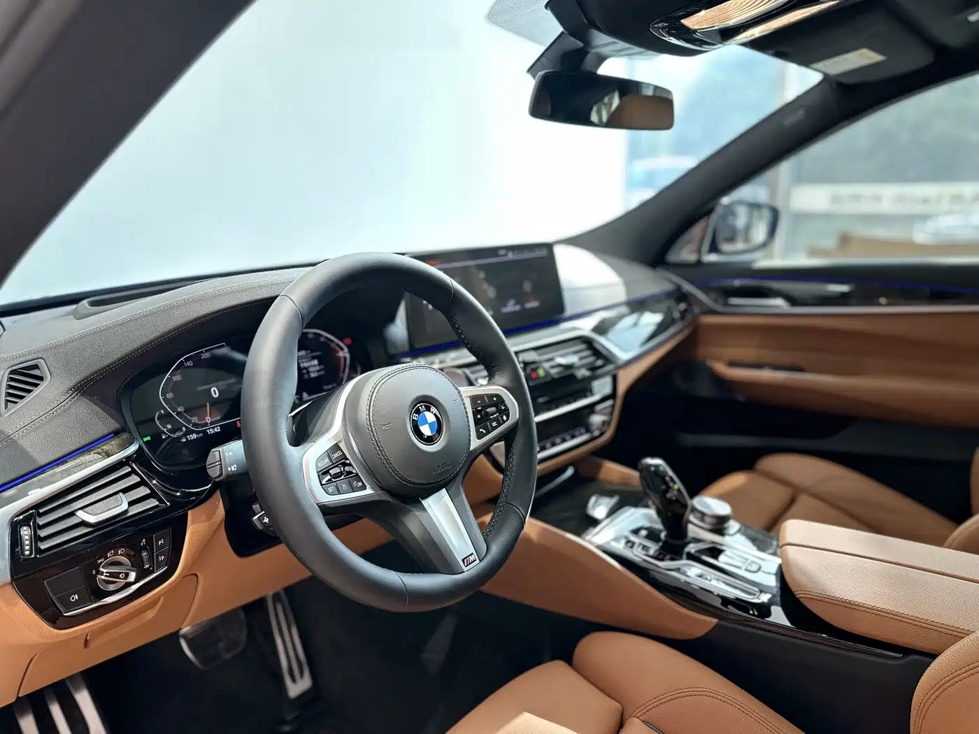 BMW 6 Series GT 2024 630i M Sport Ultimate Package фото 10