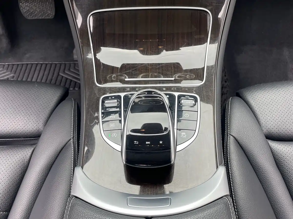 Mercedes-Benz GLC 2017 GLC 260 4MATIC Dynamic фото 20