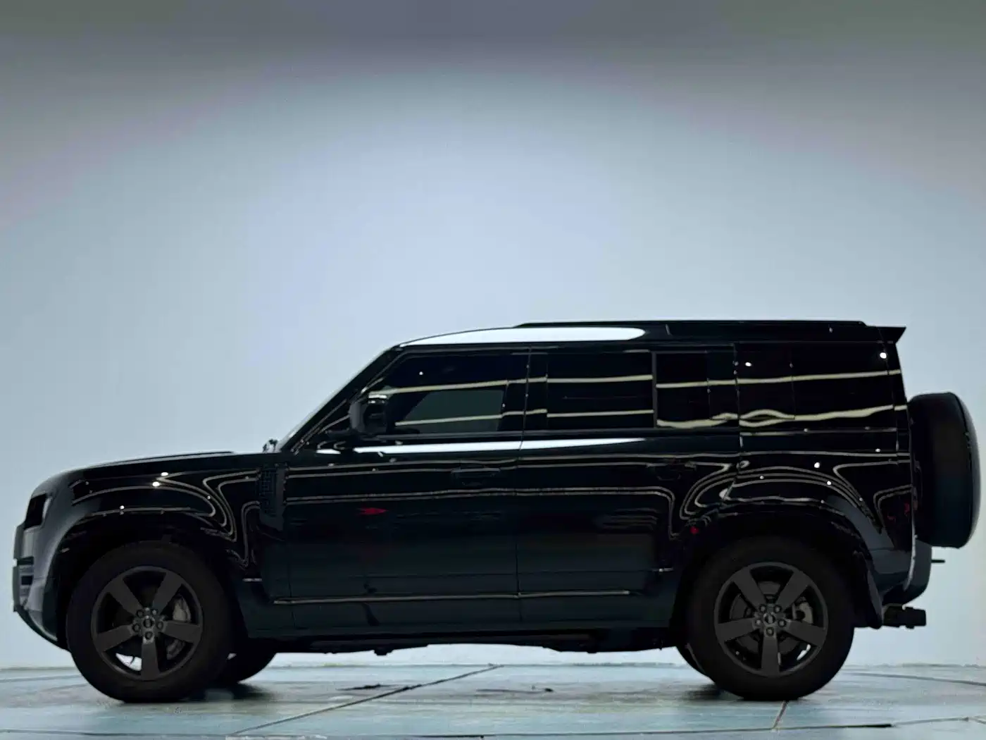 Land Rover Defender 2025 2025 110 3.0T P400 -Dynamic HSE