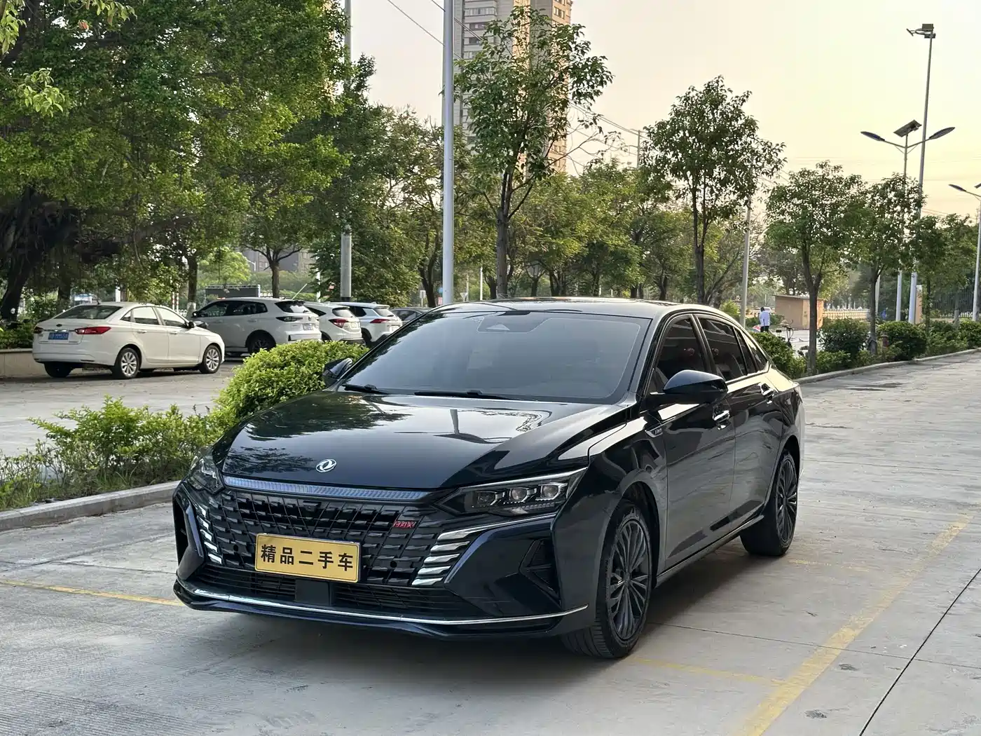 Dongfeng Aeolus Yixuan MAX 2021 1.5T Trendy Dad Edition
