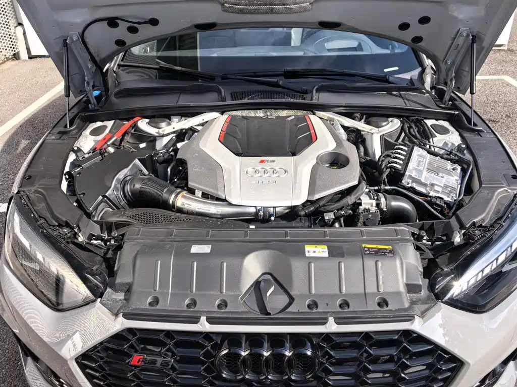 Фото 9 - Audi RS 5