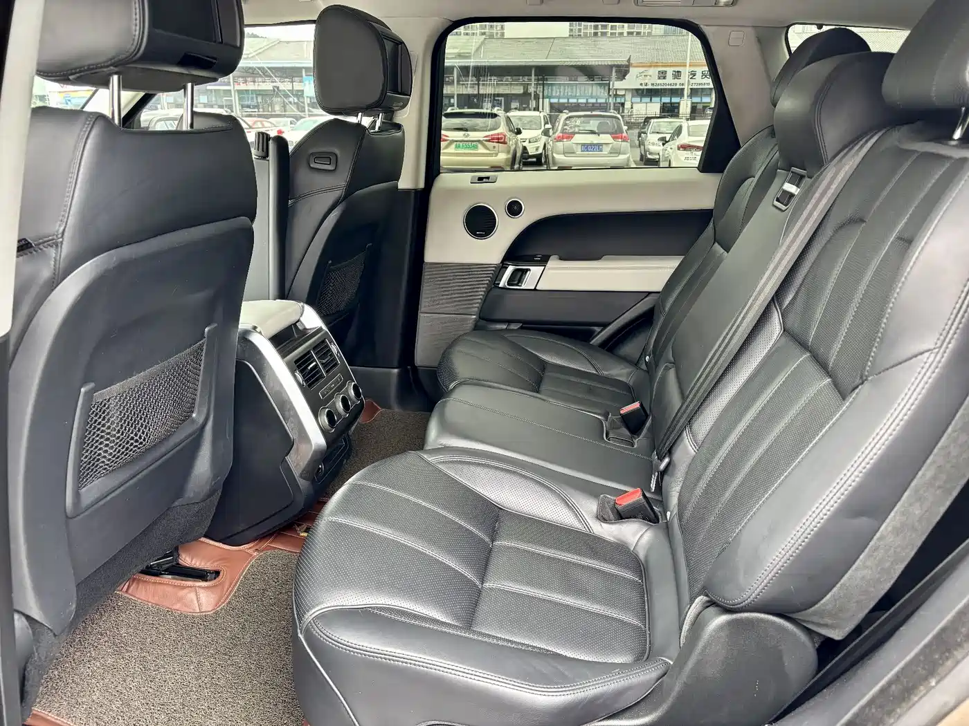 Land Rover Range Rover Sport 2014 3.0 SC V6 HSE фото 5