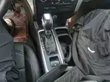 Фото 14 - Ford Kuga