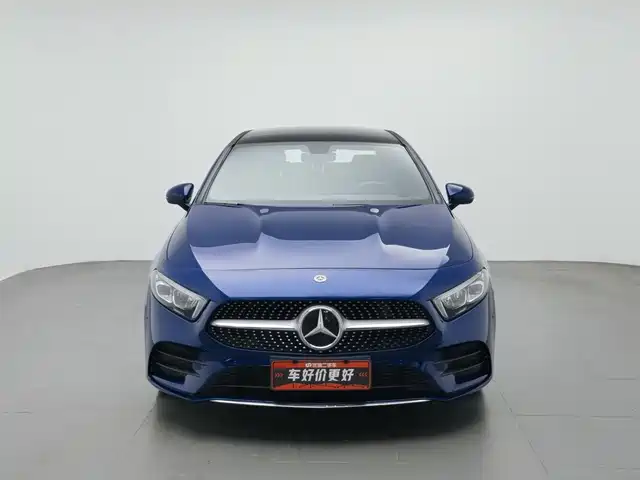 Mercedes-Benz A-Class 2020 A 200 L Sport Sedan — фото 3