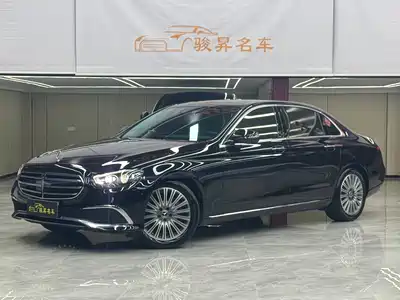Mercedes-Benz E
