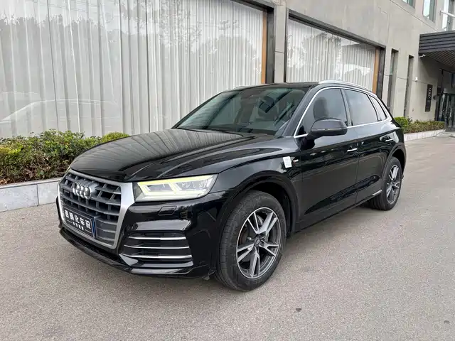 Audi Q5L 2019
