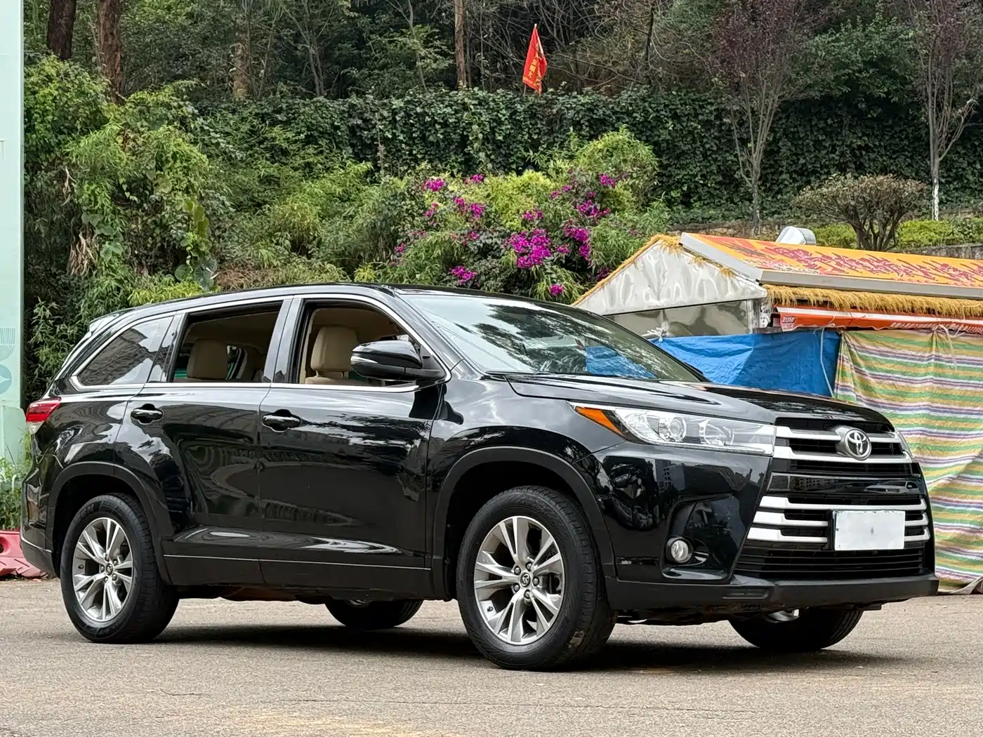 Фото 3 - Toyota Highlander