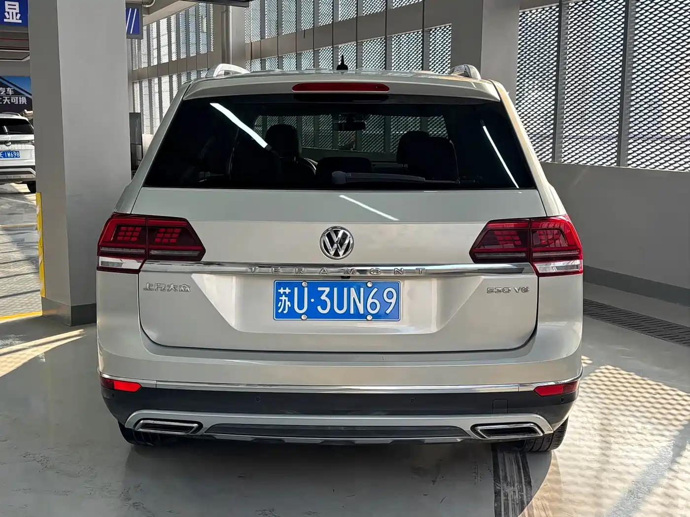 Volkswagen Teramont 2017 530 V6 4WD Luxury Edition фото 14