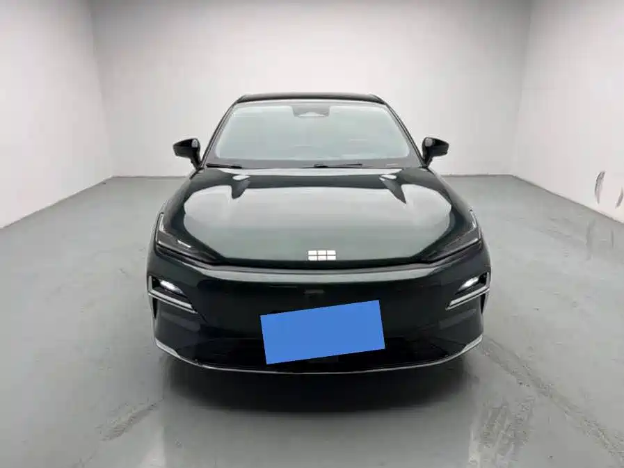 Geely Galaxy Galaxy Xingyao 8 2025 2025 Model 130km EM-i Flagship Edition
