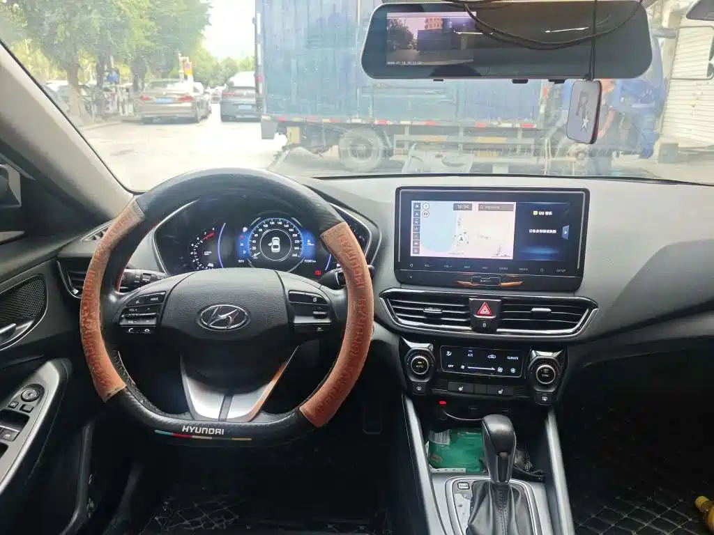 Photo 5 - Hyundai Lafesta