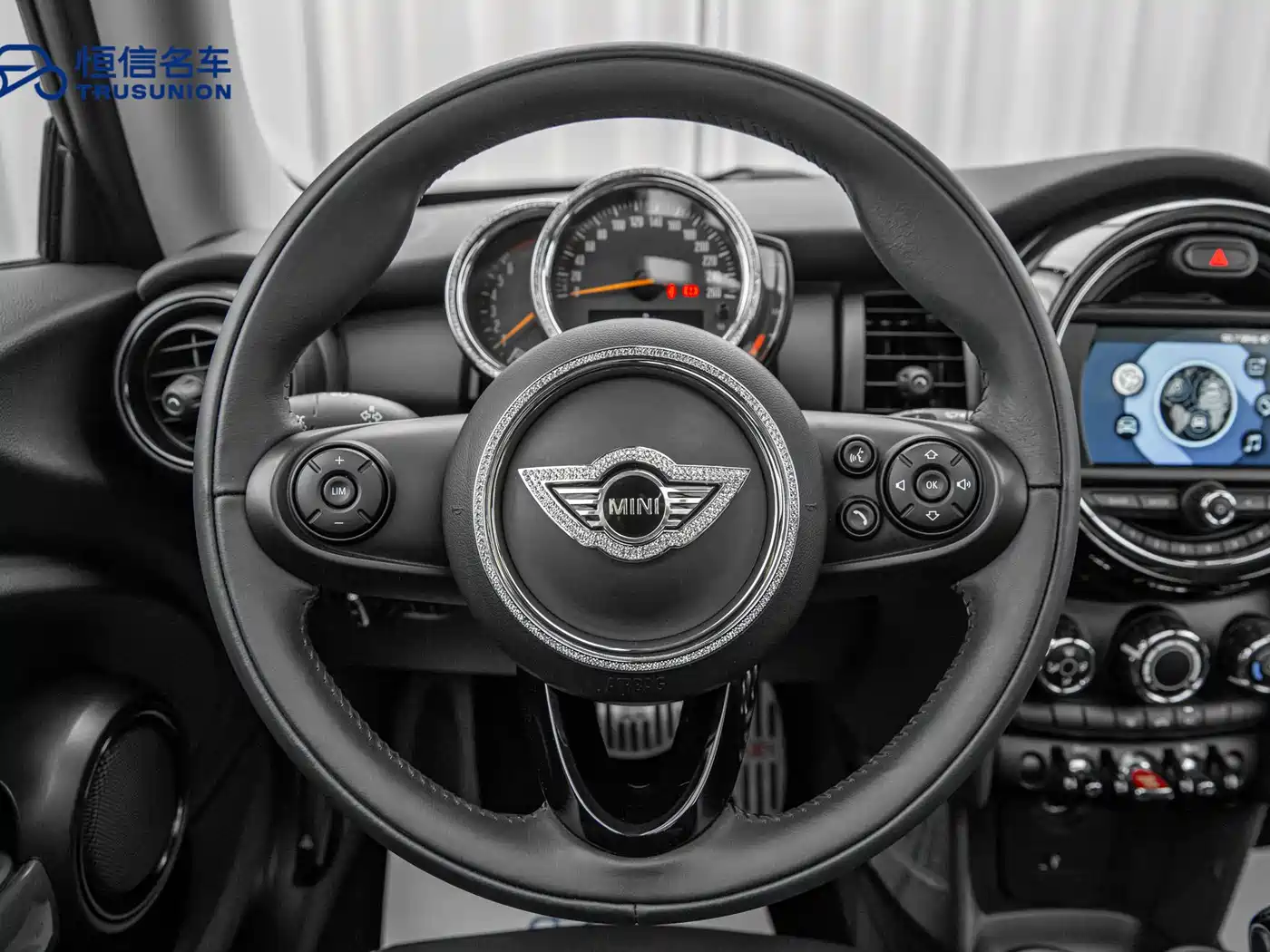 MINI 2018 1.5T ONE фото 17
