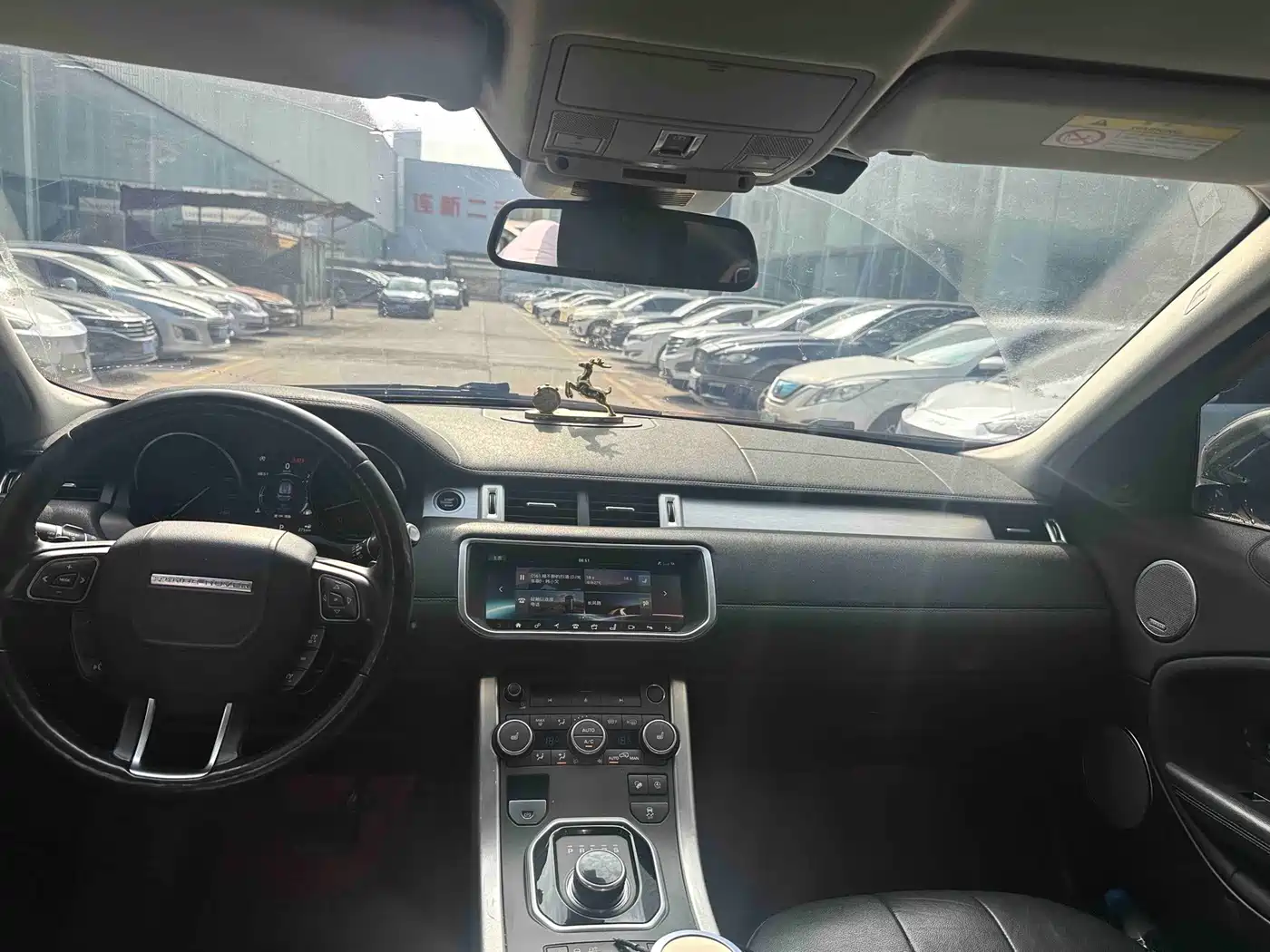 Photo 4 - Land Rover Range Rover Evoque