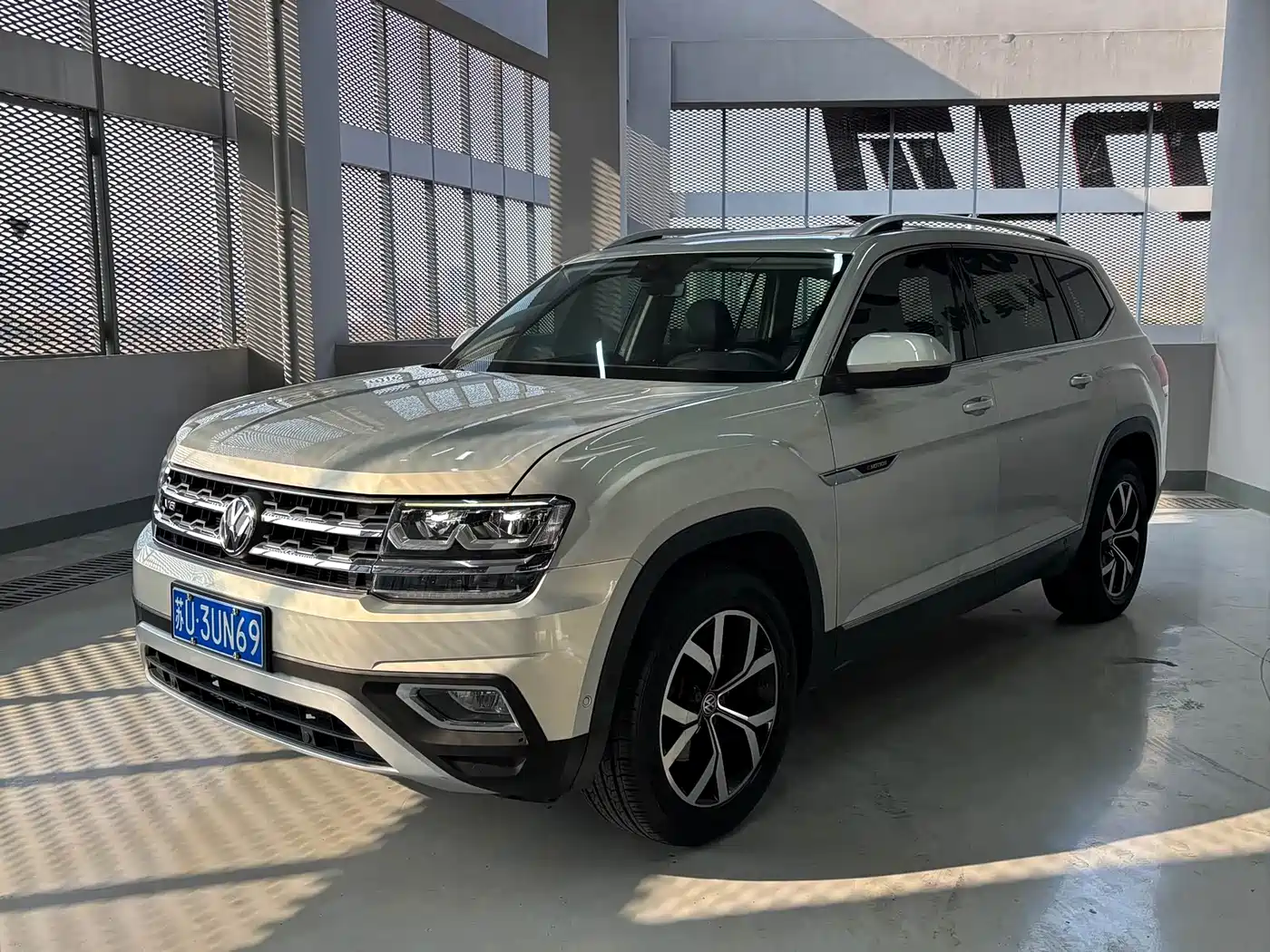 Volkswagen Teramont 2017 530 V6 4WD Luxury Edition
