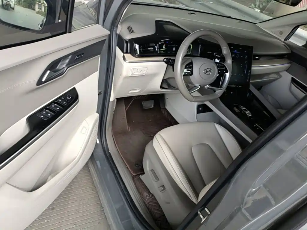 Hyundai Custo 2021 2021 380TGDi Smart Love Flagship TOP Premium