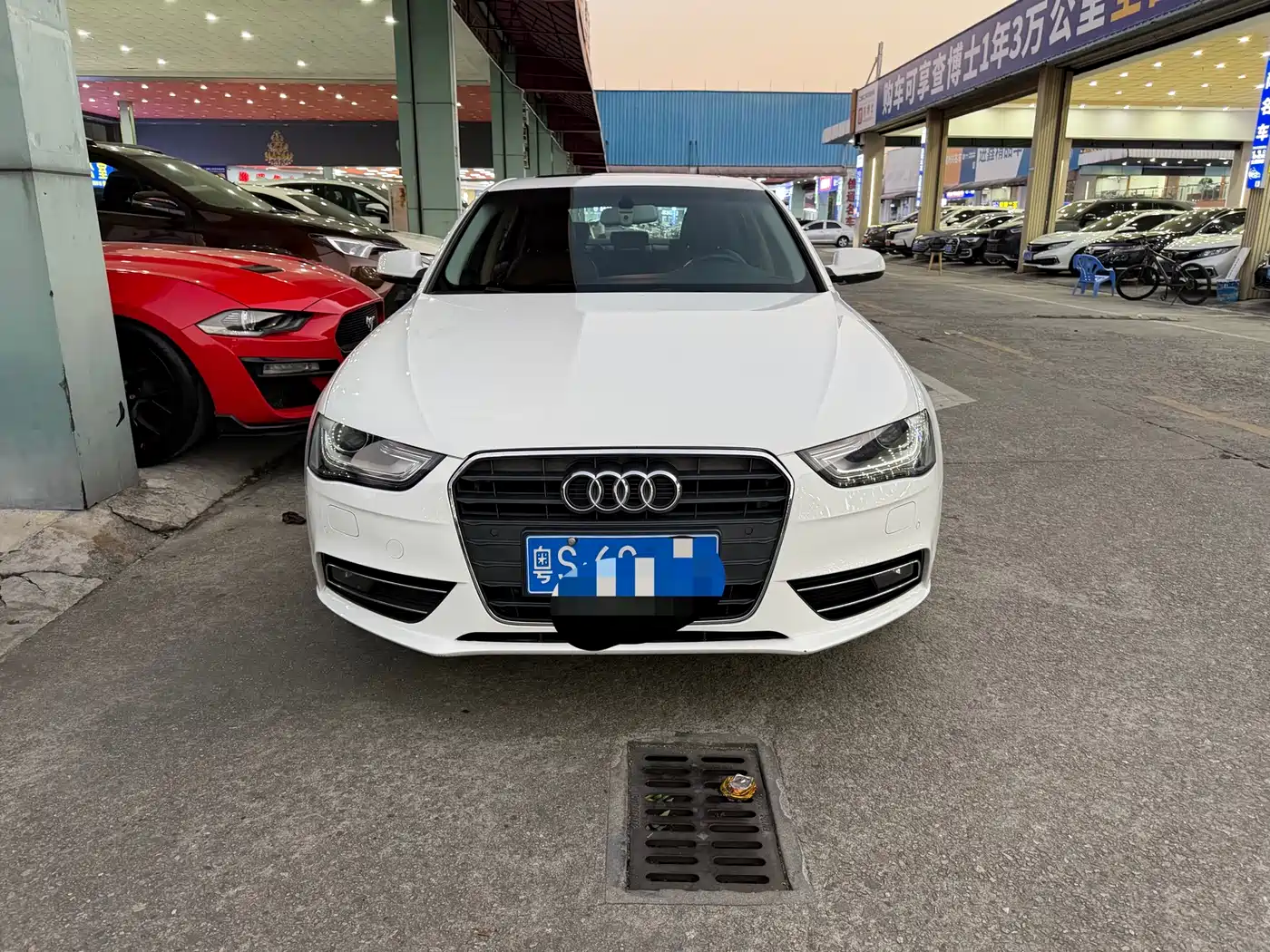 Audi A4L 2015 35 TFSI Auto Comfort фото 3