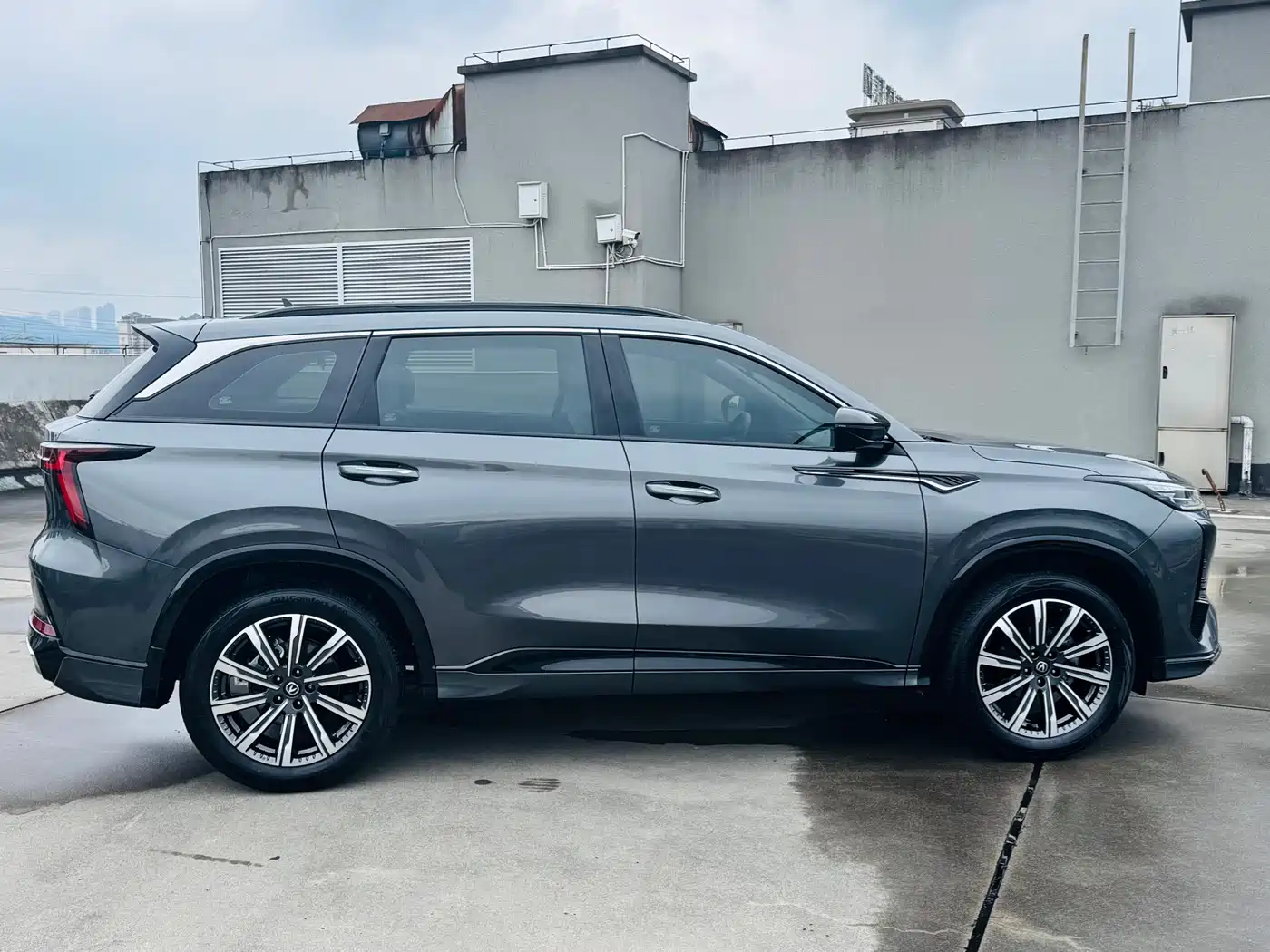 Changan CS75 PLUS 2025 2024 3rd Generation Champion Edition 1.5T Smart Drive Power Type