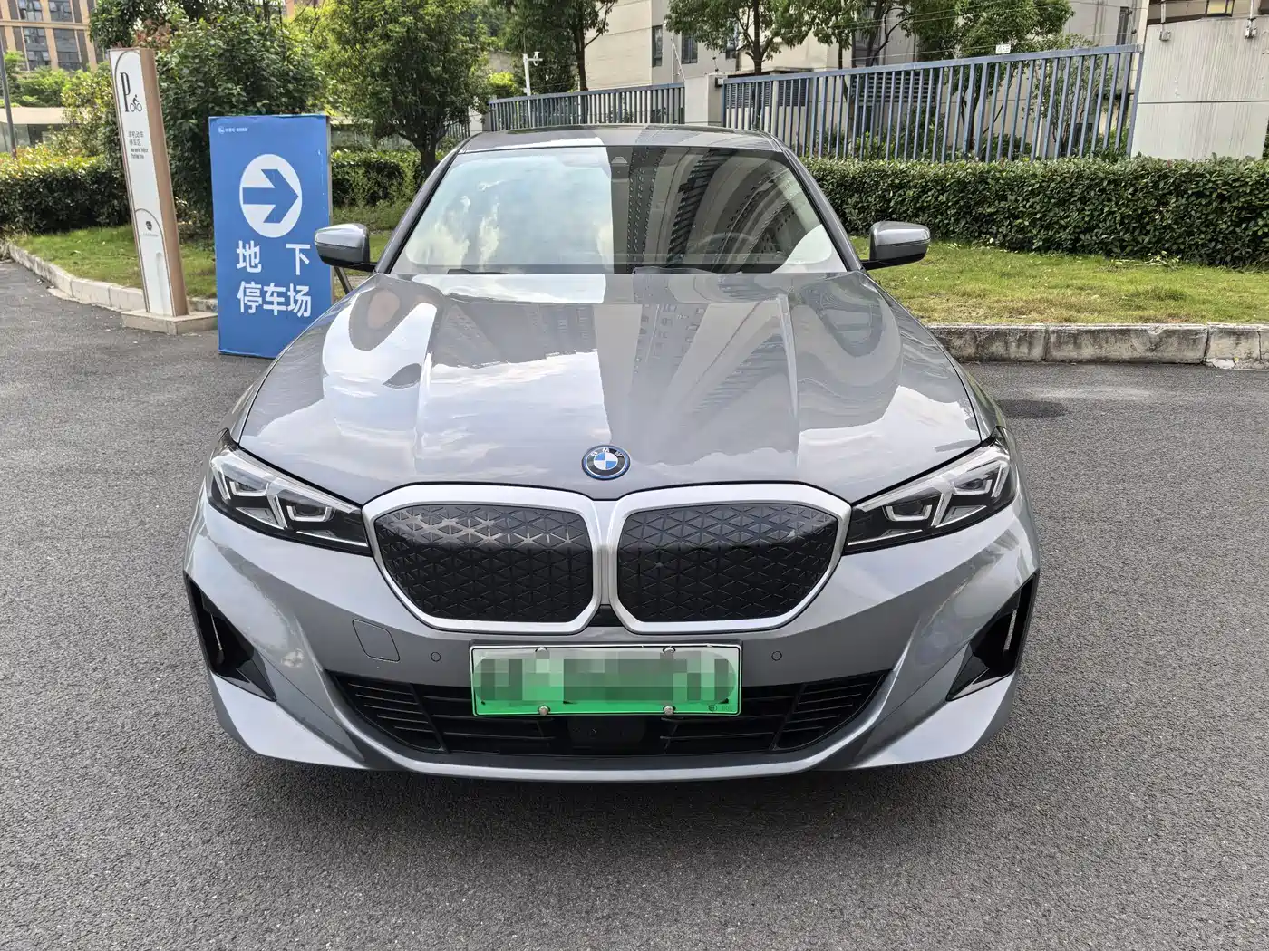 BMW i3 2025 eDrive 35 L фото 2