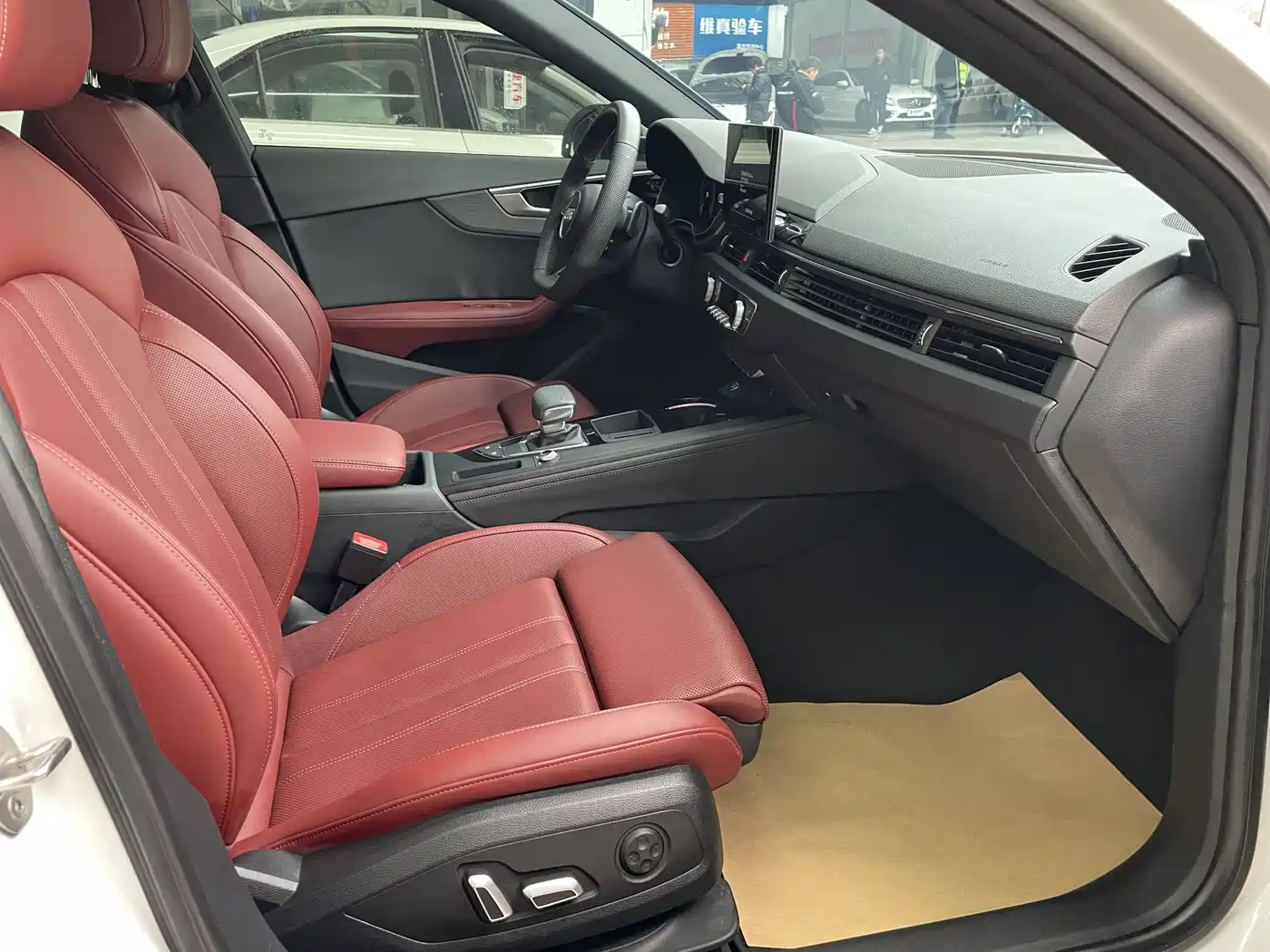 Audi A4L 2024 40 TFSI Luxury Dynamic фото 6