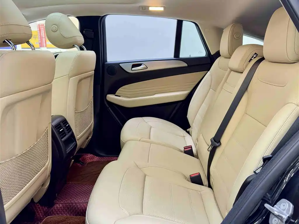 Mercedes-Benz GLE Coupe 2018 GLE 320 4MATIC Coupe SUV фото 7