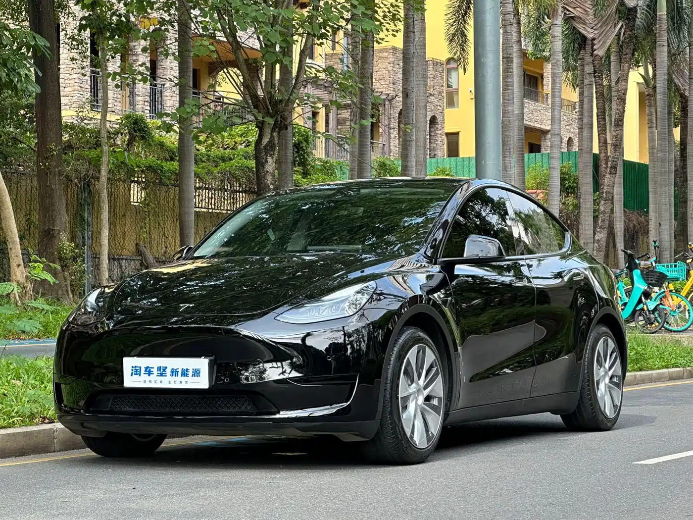 Tesla Model Y 2022