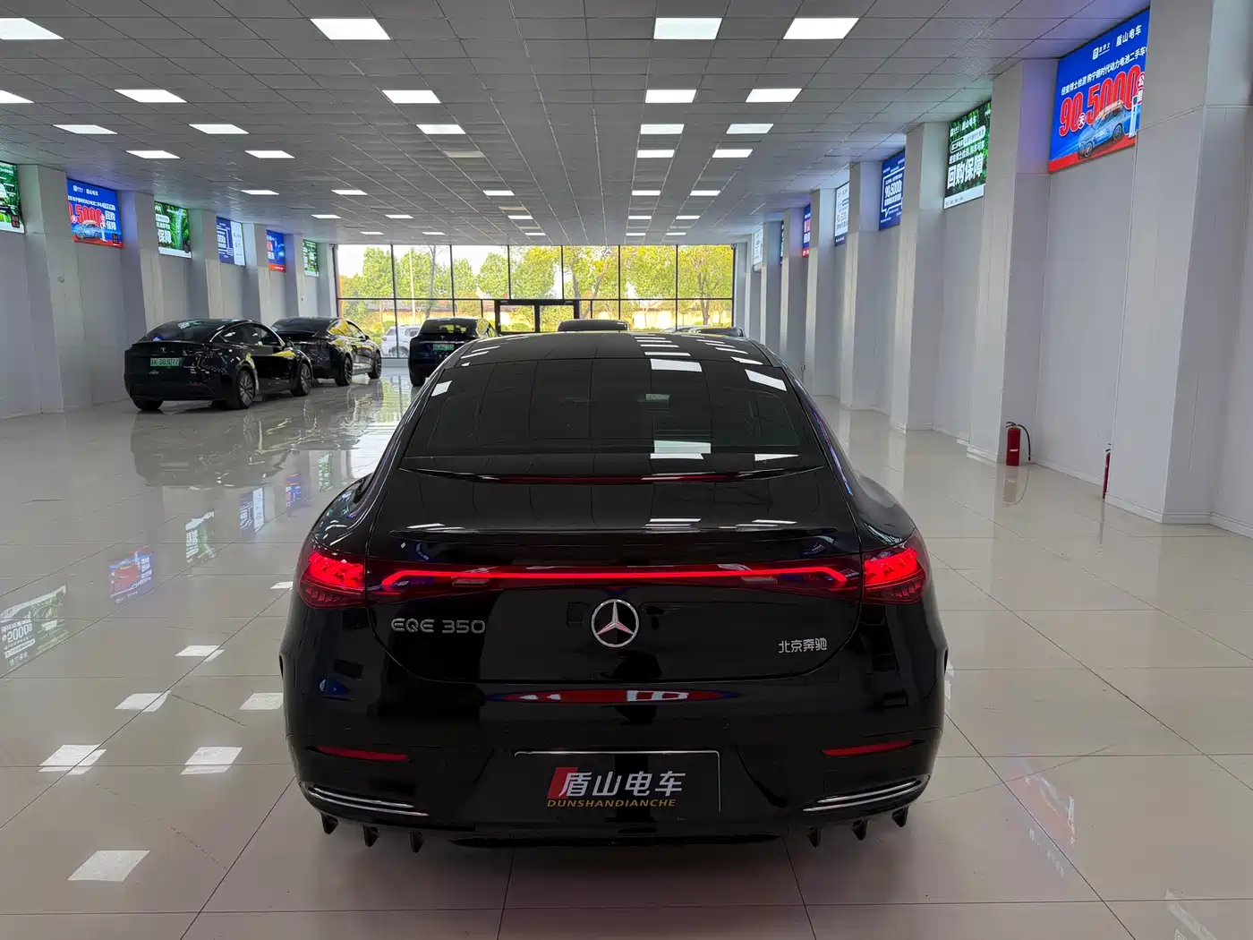 Mercedes-Benz EQE 2022 350 Luxury Edition фото 5