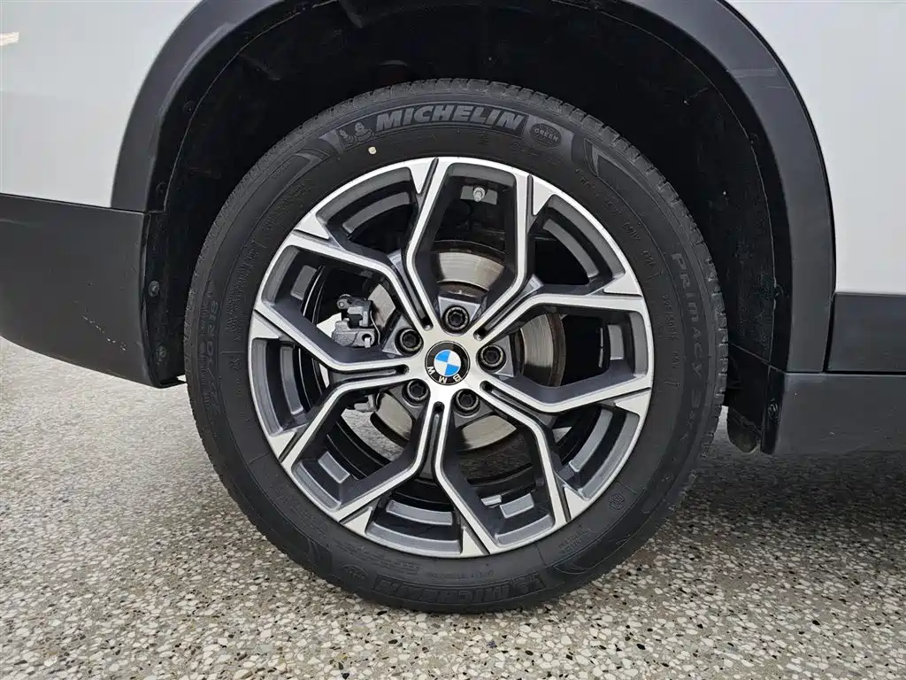 BMW X1 2021 sDrive25Li Leading фото 15