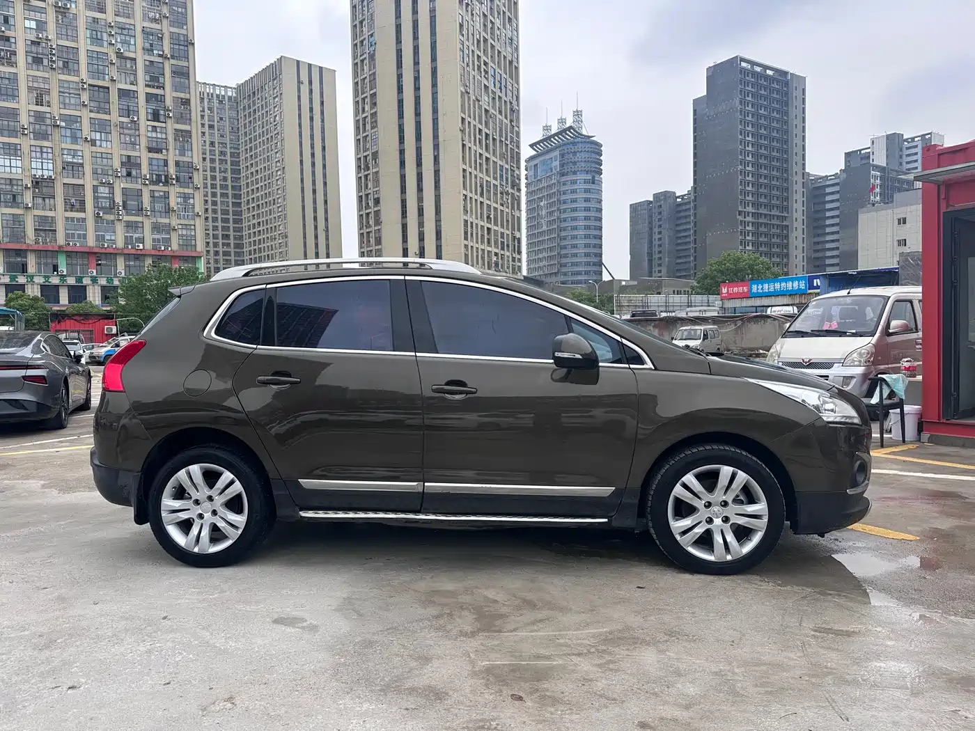 Peugeot 3008 2016 2015 2.0L Automatic Trend Edition