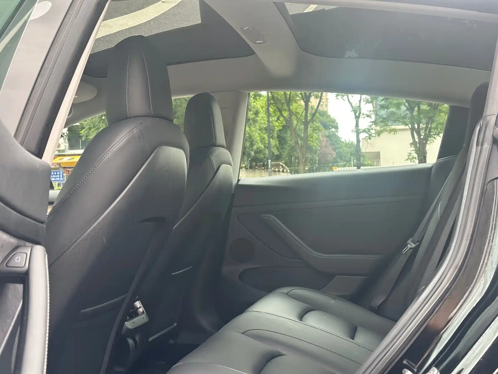 Фото 5 - Tesla Model 3