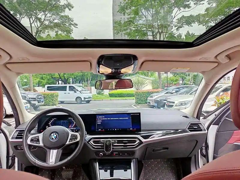 Photo 12 - BMW i3