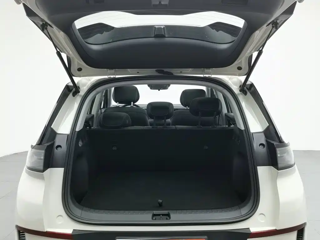 BYD Hai Shi 05 EV 2026 2025 520KM Smart Navigation Edition