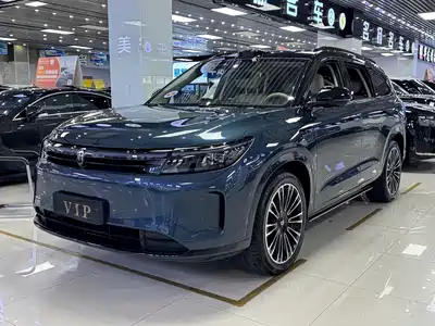 AITO M7