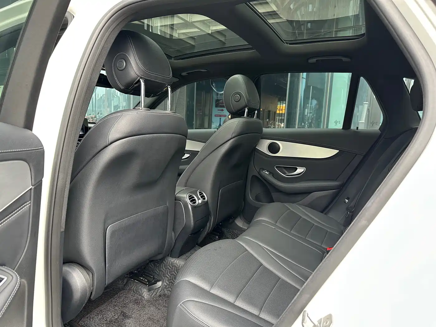 Mercedes-Benz GLC 2018 GLC 200 4MATIC фото 10