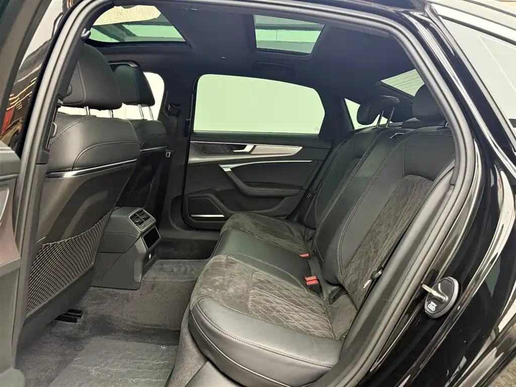 Audi A6L 2023 55 TFSI quattro Premium Dynamic фото 11