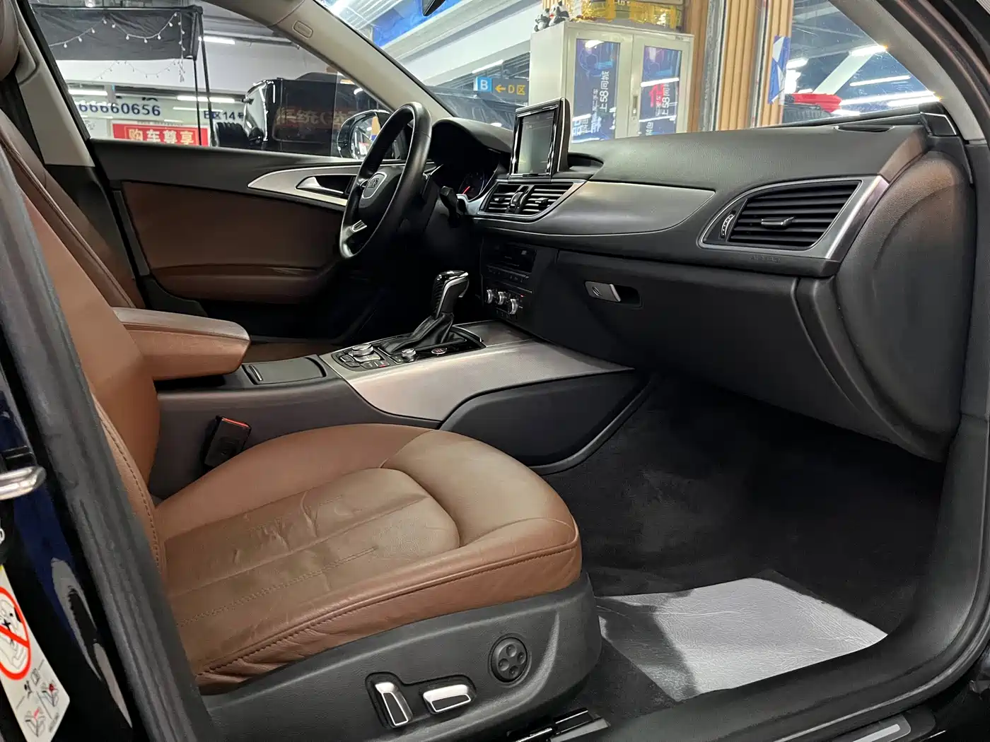 Audi A6L 2018 Model 35 TFSI Collector's Edition фото 13