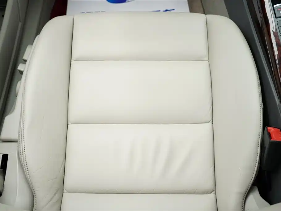 Audi A6L 2011 3.0 TFSI quattro Luxury фото 20