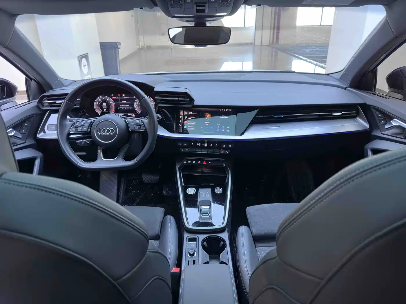 Audi A3 2023 Facelift A3L Limousine 35 TFSI Luxury Sport фото 18