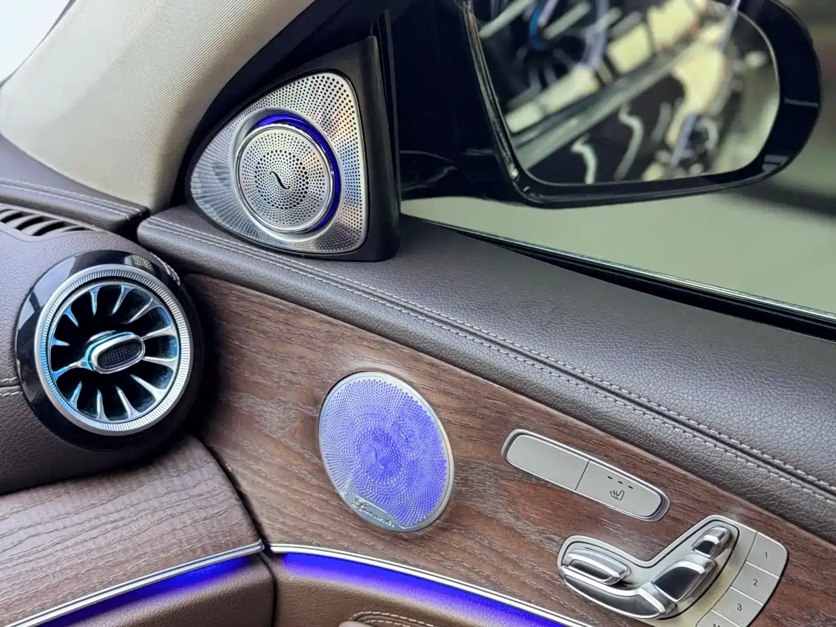 Mercedes-Benz E-Class 2021 E 300 L Luxury фото 9