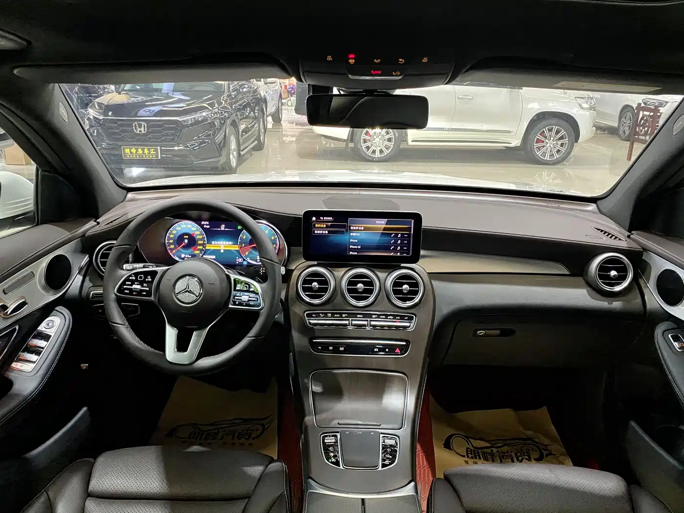 Mercedes-Benz GLC 2021 GLC 260 L 4MATIC Sporty фото 15