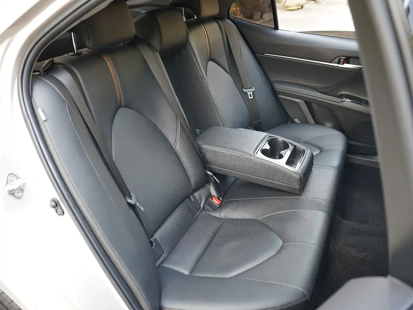 Toyota Camry 2021 2.5G Luxury Edition фото 22