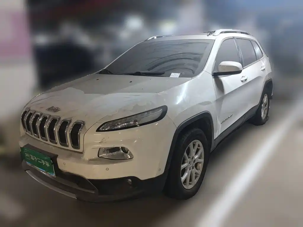 Jeep Cherokee 2016 — пригон из Китая