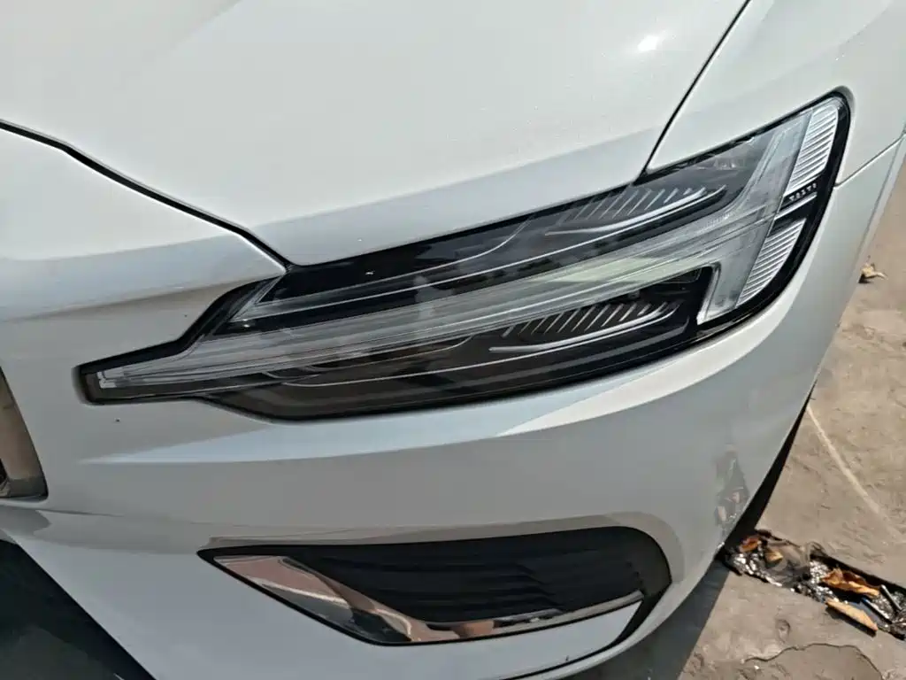 Volvo S60 Plug-in Hybrid 2022 2023 T8 AWD Long Range Smart Comfort Luxury Edition