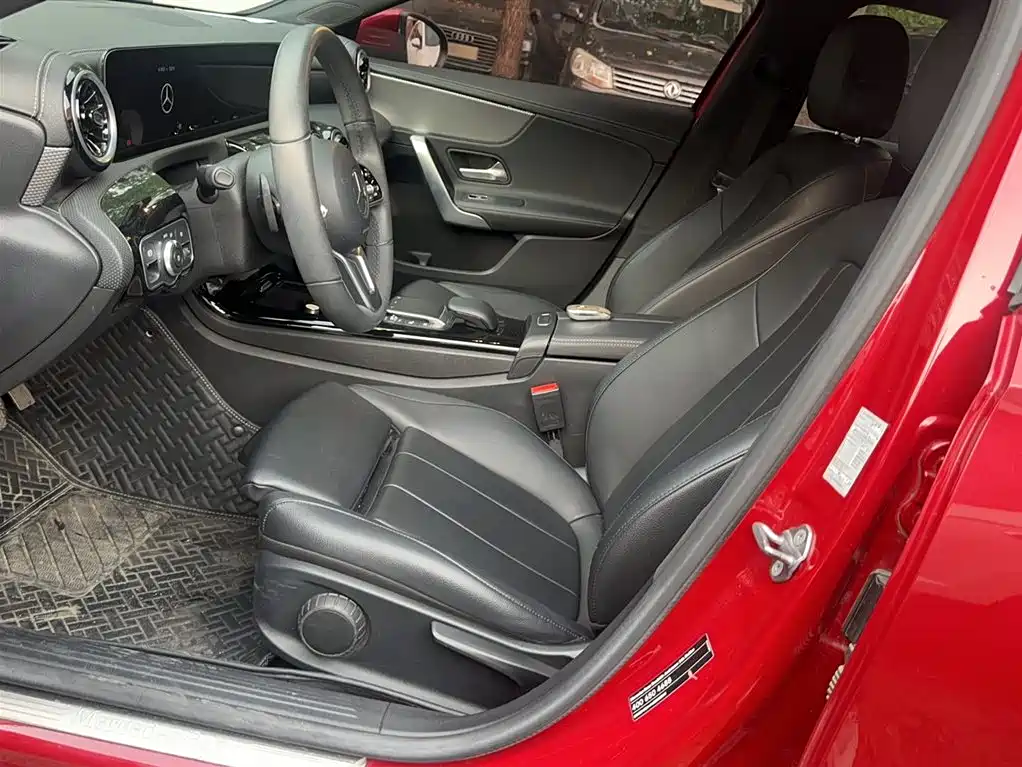 Mercedes-Benz A-Class 2020 Second Facelift A 180 L Sport Sedan фото 12