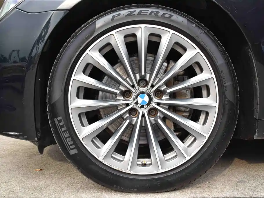 BMW 7 Series 2011 730Li Elegance фото 19