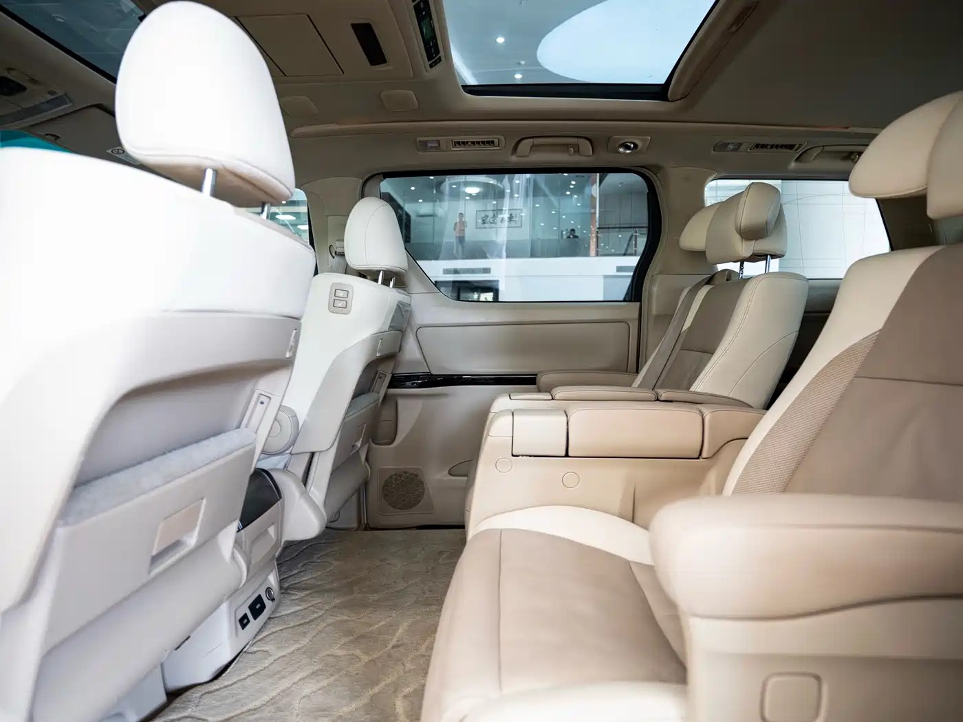 Toyota Alphard 2012 3.5L Premium Edition фото 11