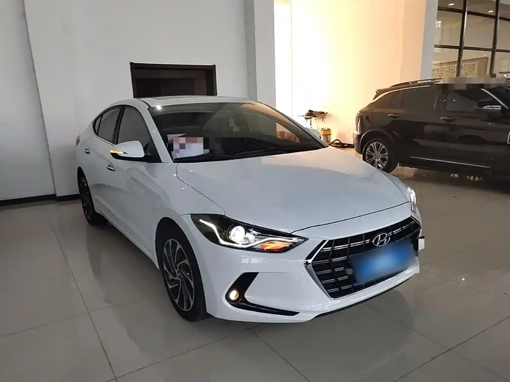 Hyundai Elantra 2019 1.4T Dual-clutch XuanDong·Vitality Type фото 4
