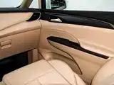 Фото 25 - Buick GL8